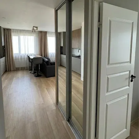 Апартаменты Cozy With Sauna Курессааре